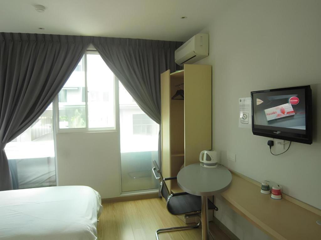 Hotel City Comfort Inn Puchong Eksteriør billede