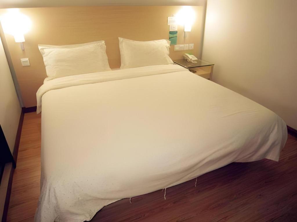 Hotel City Comfort Inn Puchong Eksteriør billede