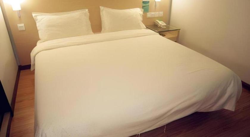 Hotel City Comfort Inn Puchong Eksteriør billede