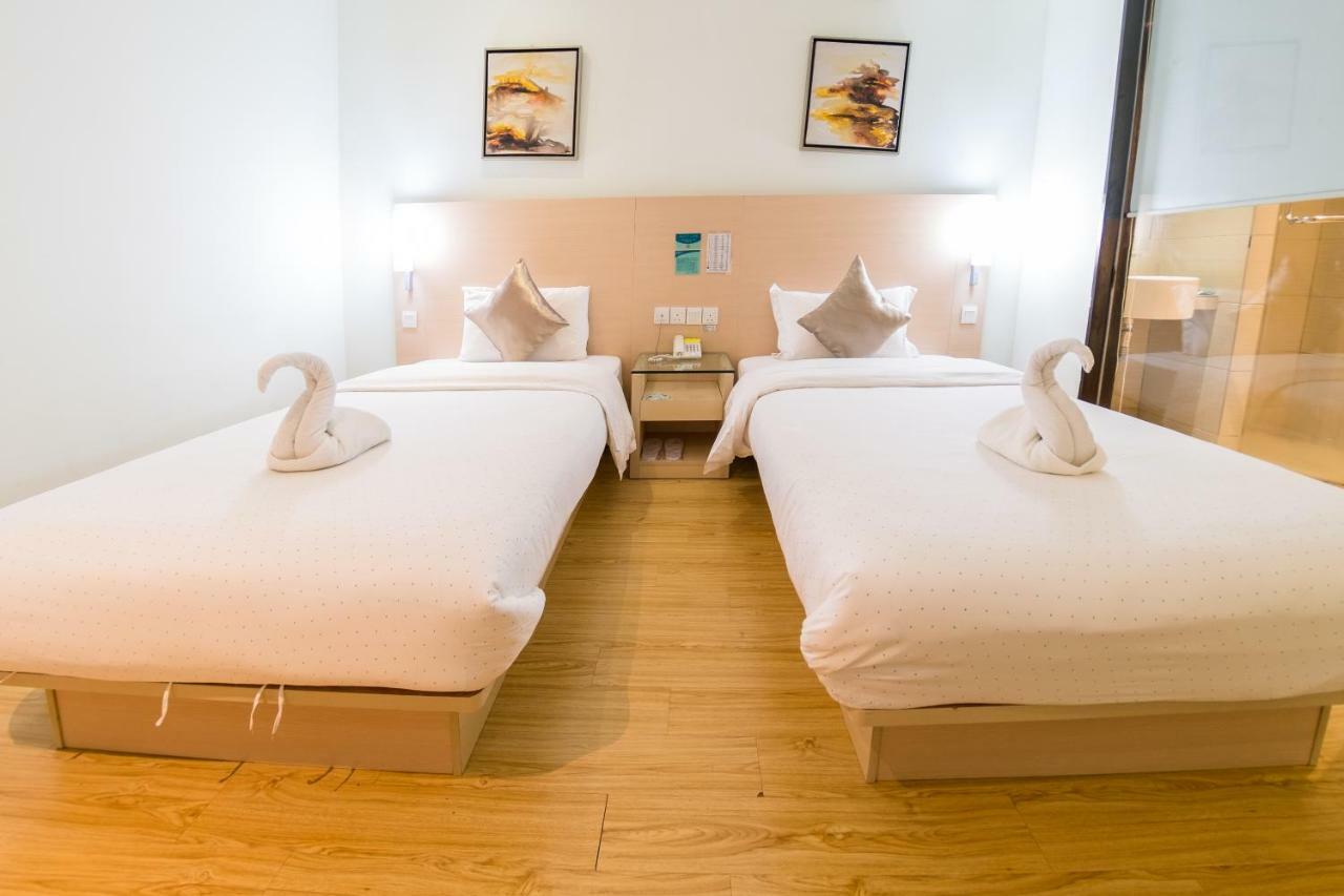 Hotel City Comfort Inn Puchong Eksteriør billede
